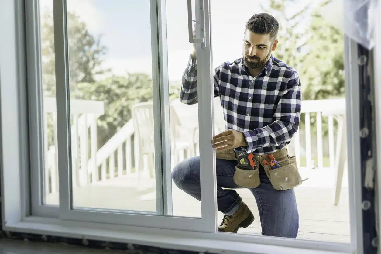 Choix fenêtres et portes pour une maison durable 